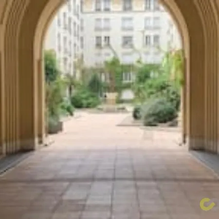 Enchanting * باريس
